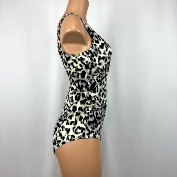 Lands End Women’s 8L Tan Black Cheetah Print One Piece Swimsuit Slimming w/ Bra - Picture 2 of 12